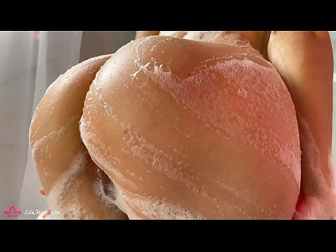 ❤️ Brunette siigaysa malax leh gariir ilaa kacsi daran qubeyska dhexdiisa ❤️❌ Porno Guri ️❤